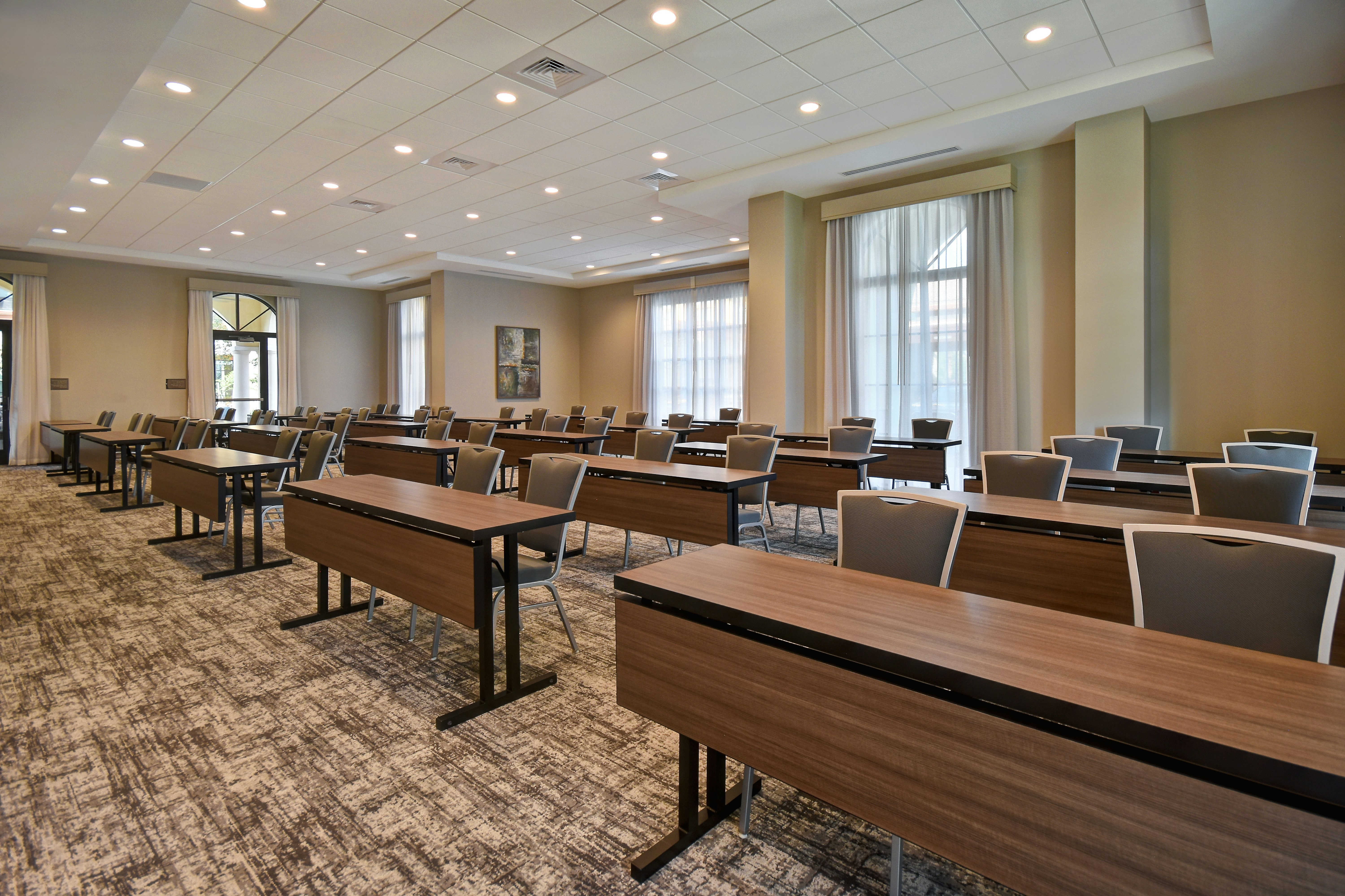 Homewood Suites By Hilton Orlando Flamingo Crossings, FL 55/57