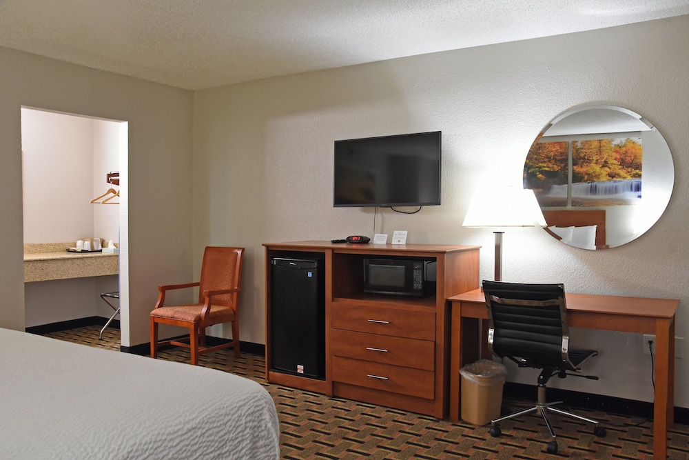 Days Inn by Wyndham Lebanon 31/35