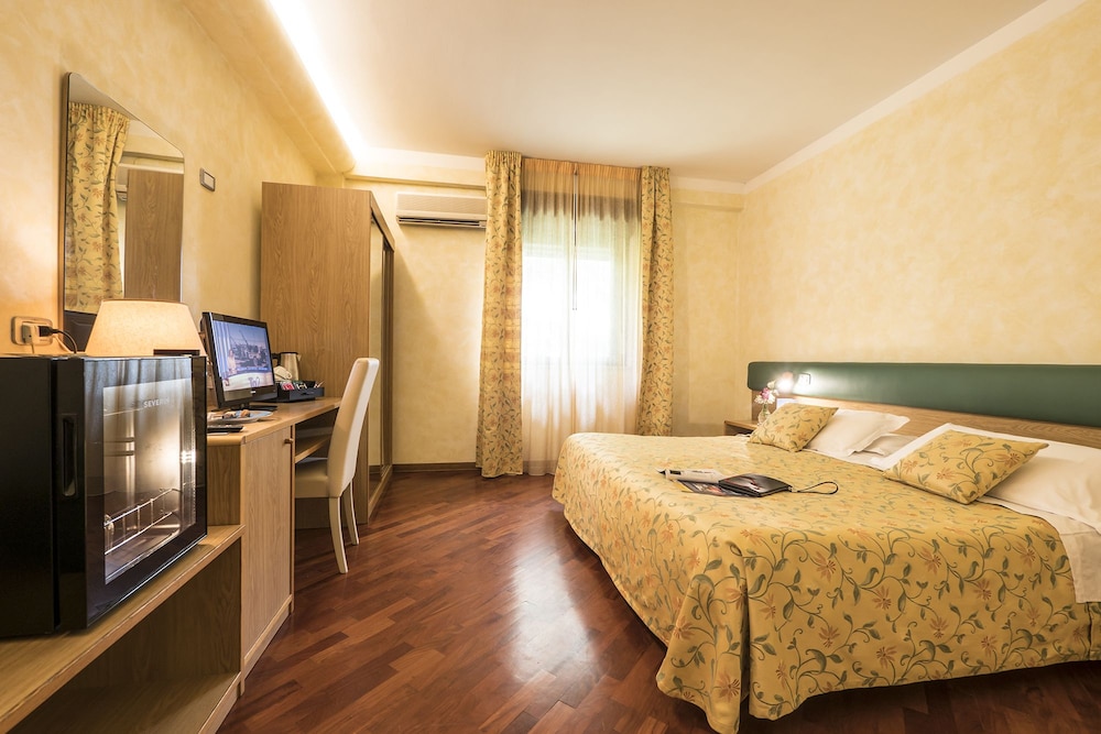 Vega Hotel Perugia 16/70