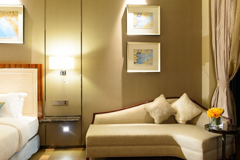Forest City Marina Hotel 26/66
