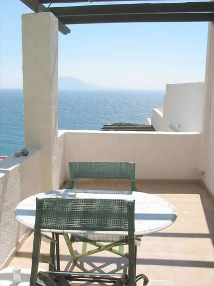 Finiki View Hotel Apartments 41/50