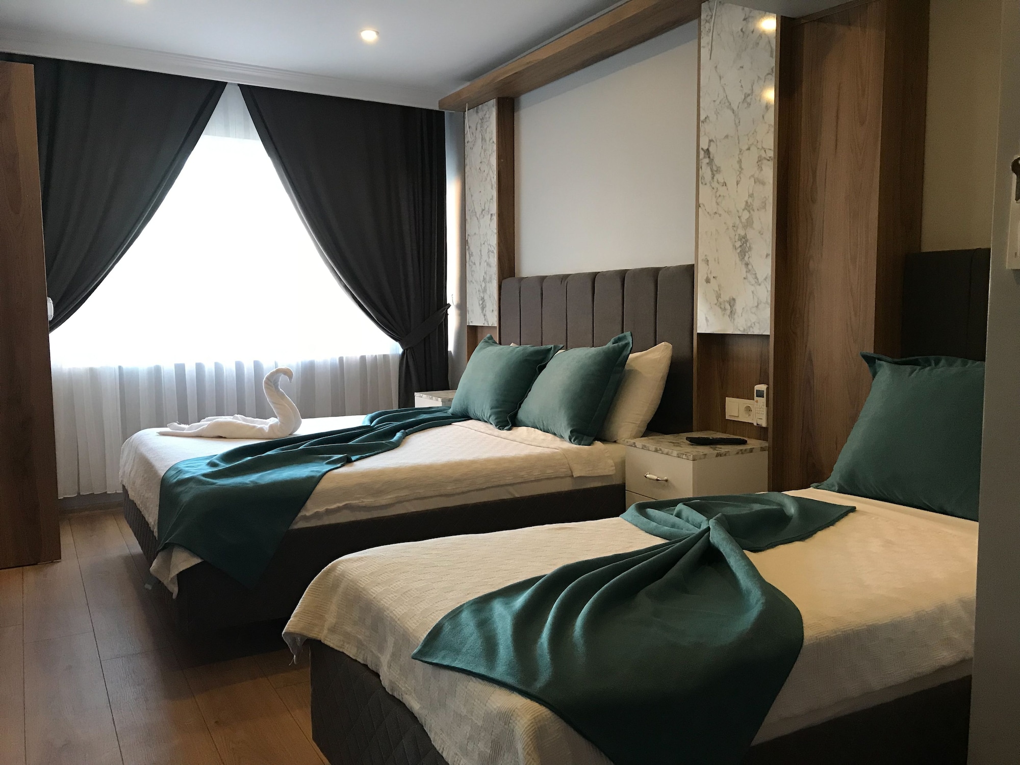 Standard, Triple, Sea View