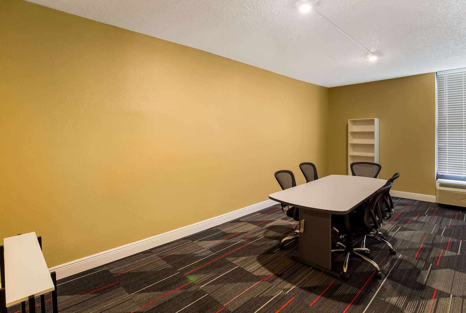 Quality Inn Houston East I-10 30/30