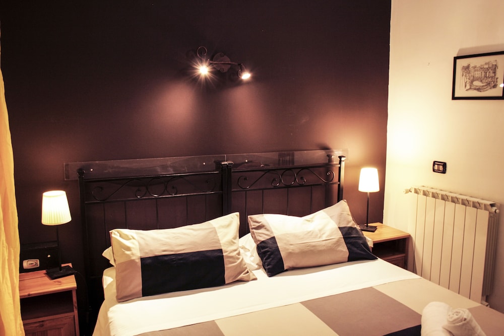 Sixtythree Guesthouse 30/40