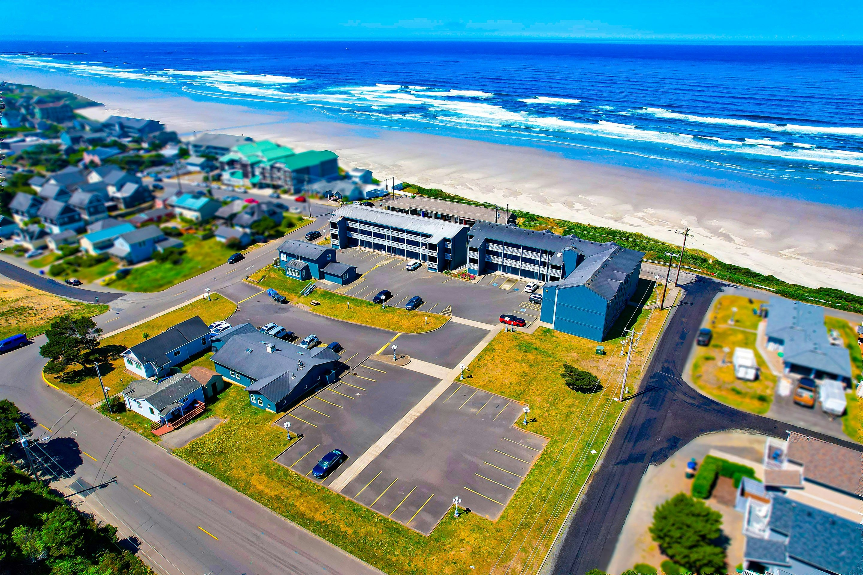 Waves Hotel NYE Beach - Newport OR 49/52