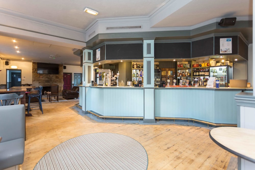 The Royal Hotel and Bar 25/35