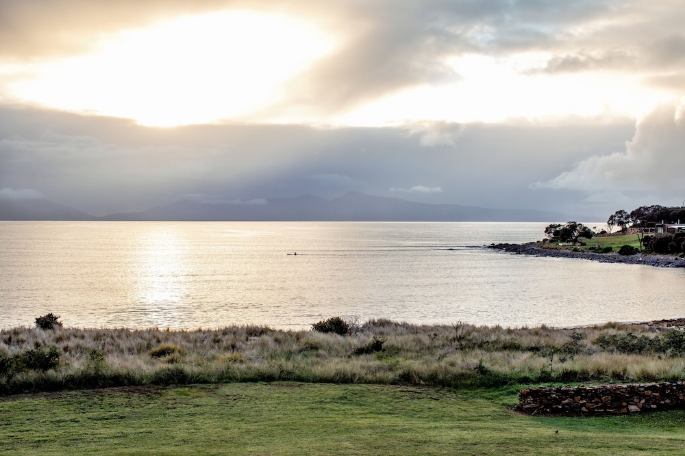 Piermont Retreat Swansea 49/55