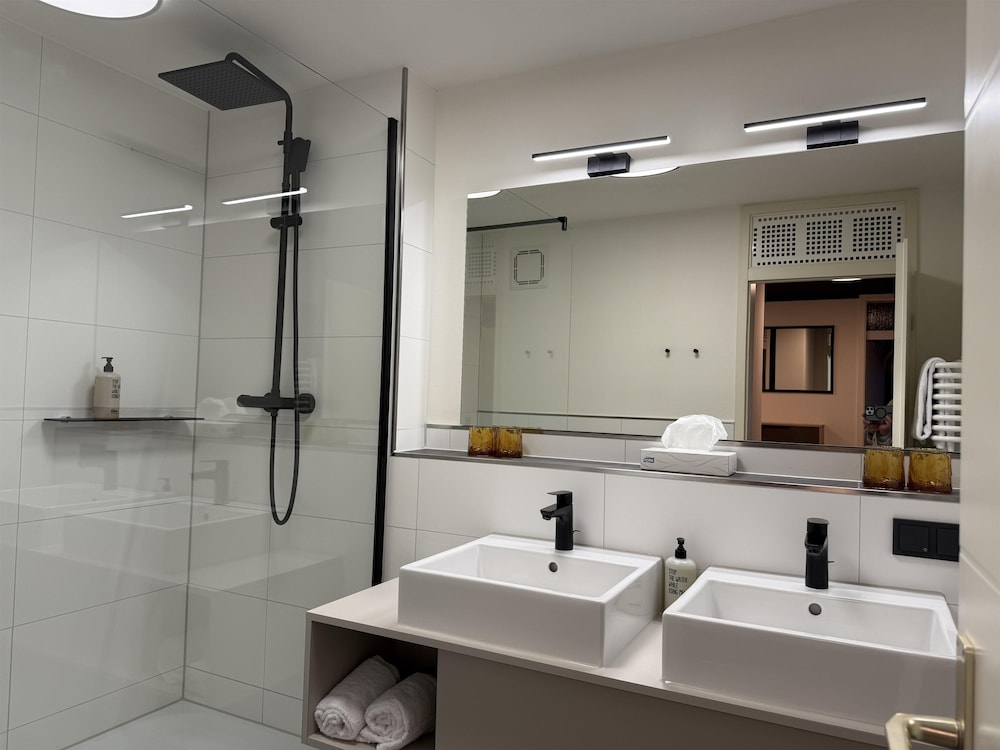 Residenzhotel Stuttgart Airport, Sure Hotel Collection by BW 56/61