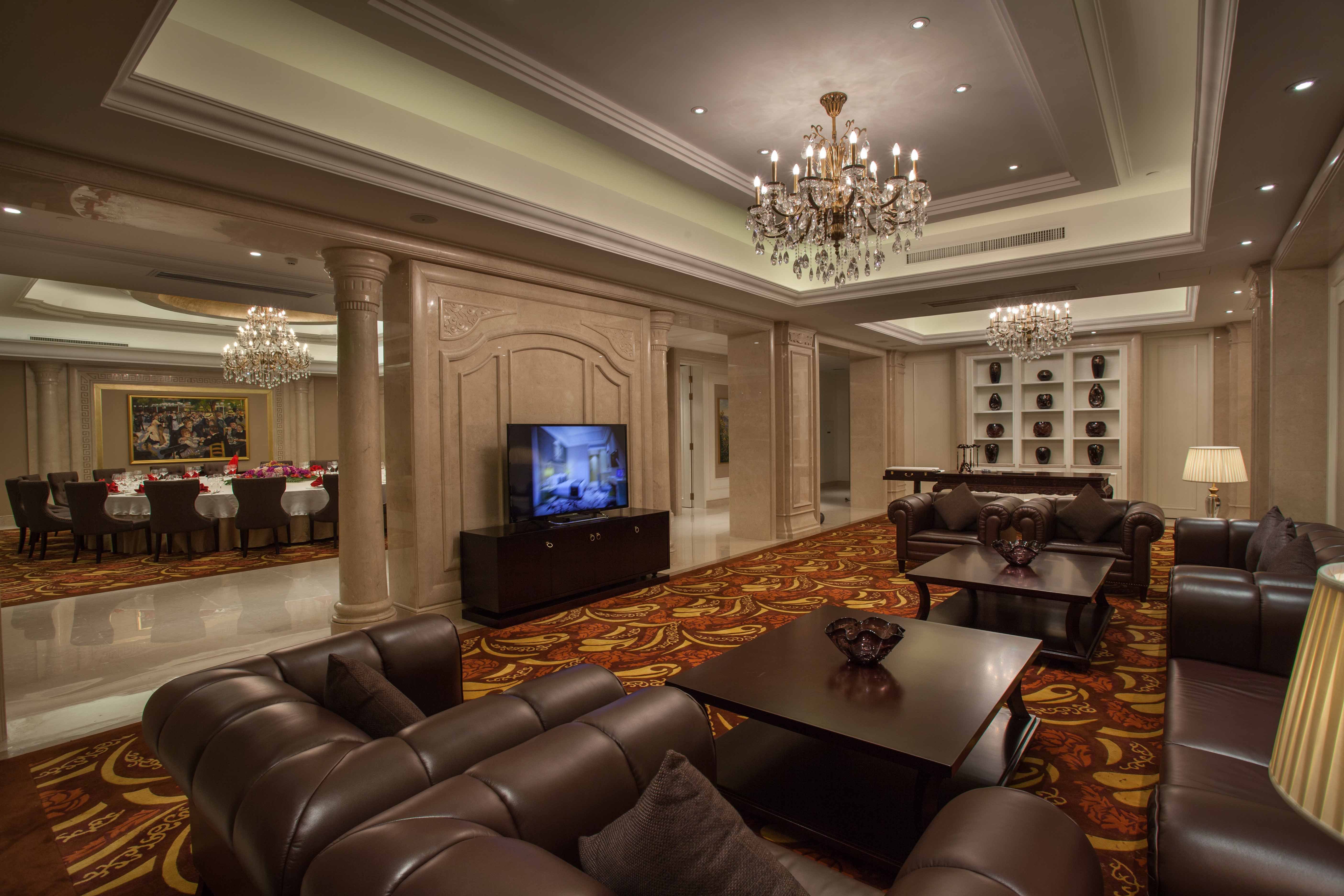 Holiday Inn FOSHAN NANHAI CENTRAL 49/81