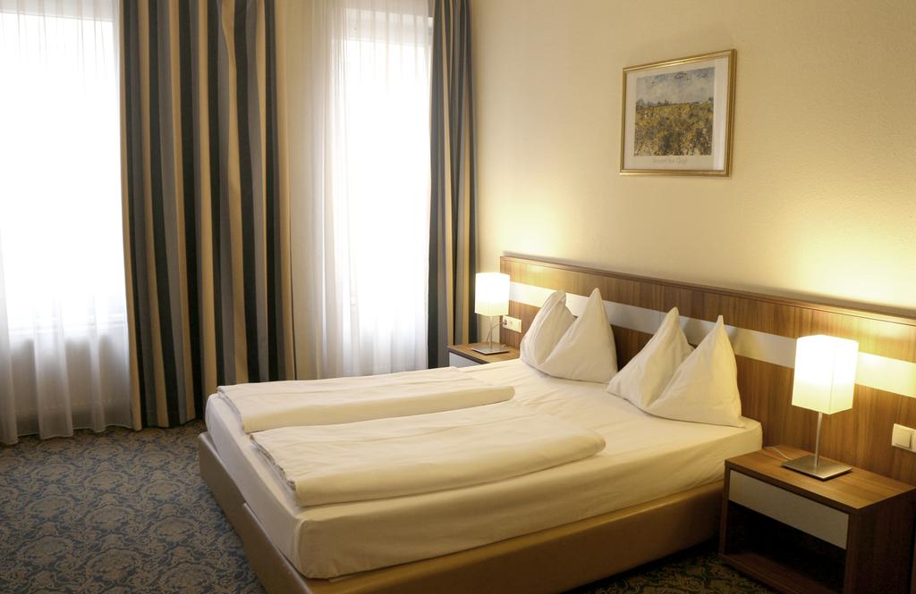 Hotel Carina 2/10