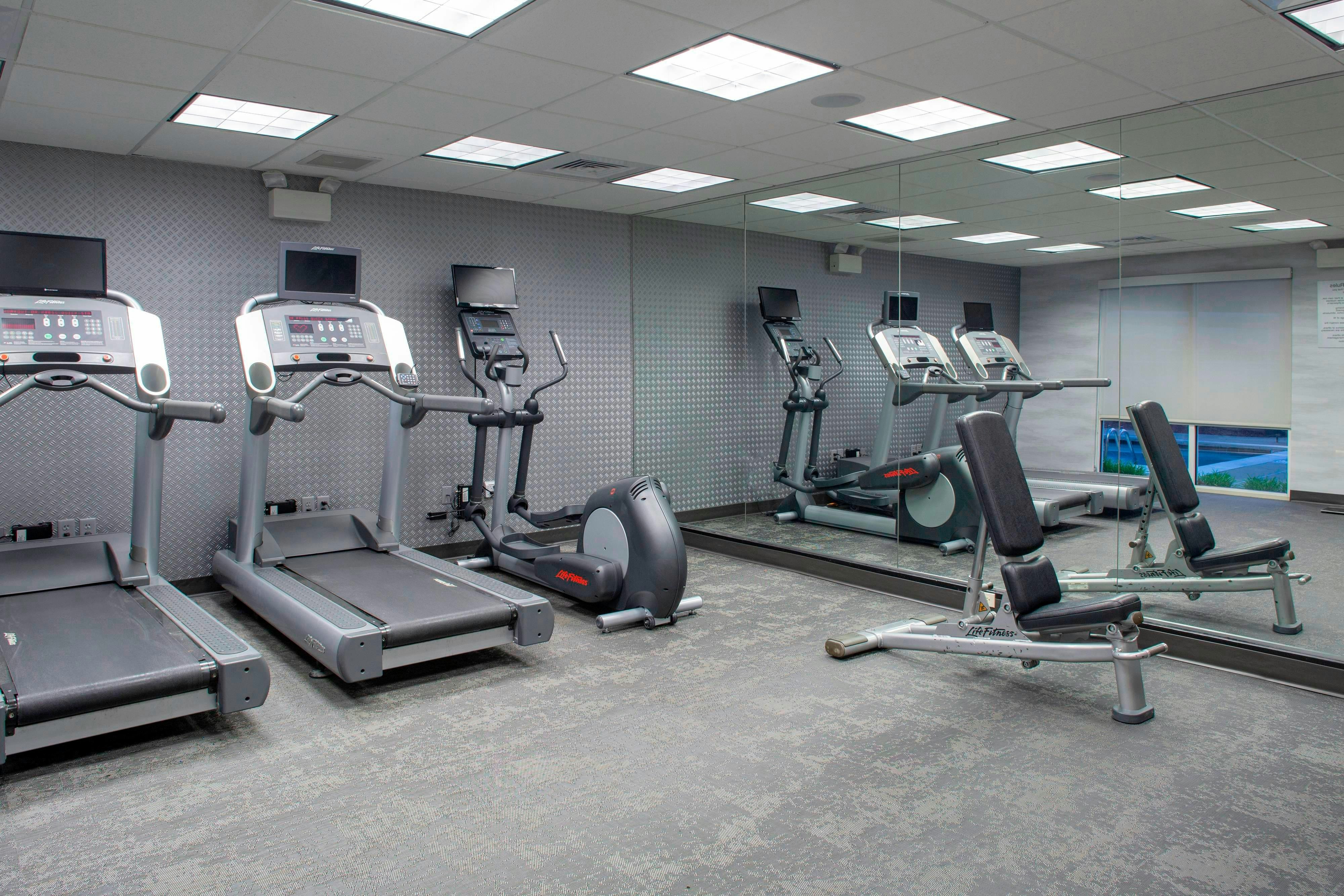 Fairfield Inn Suites By Marriott Gadsden 28/64