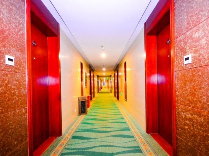 GreenTree Inn LianYunGang Xinpu District East JieFang Road Wanda Square Hotel 35/38