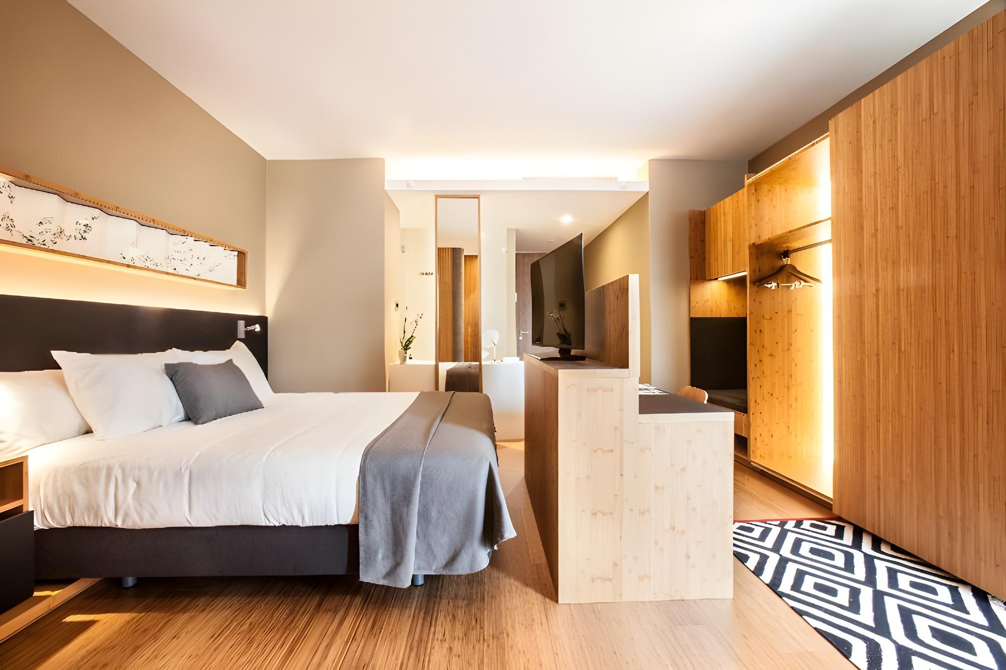 DELUXE, SINGLE, DOUBLE BED, TERRACE