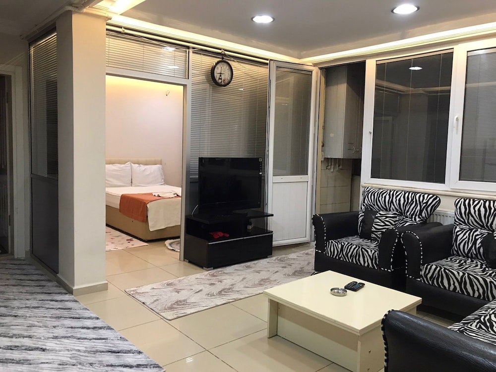 Grand Pamir Hotel 37/50