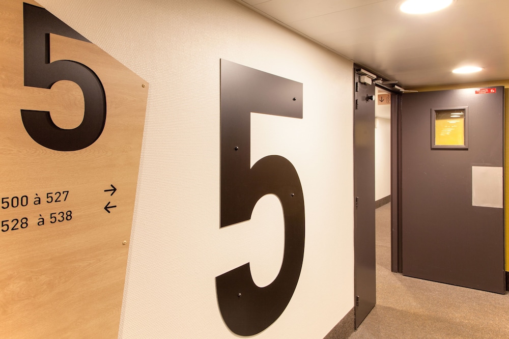 B&B HOTEL Paris Malakoff Parc des Expositions 31/57
