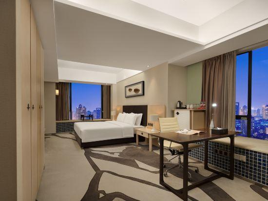 Starry Four Sea Hotel 48/70