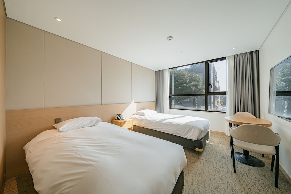 Hotel ZINC 18/48