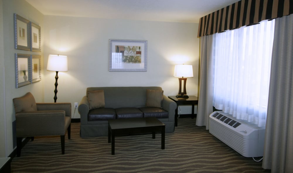 Holiday Inn Express Hotel And Suites American Fork North Provo 44/73