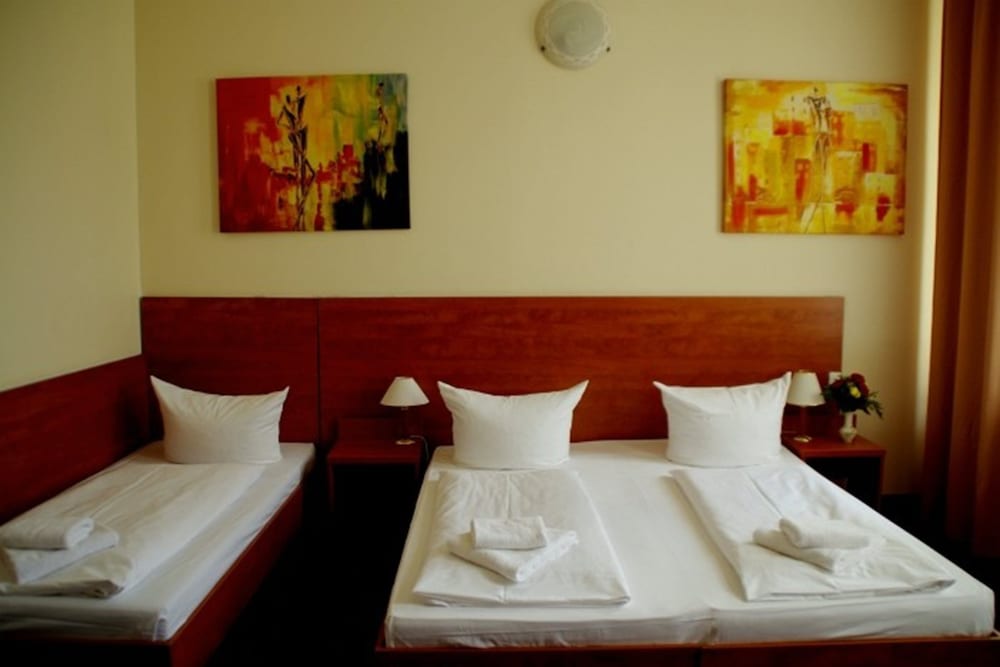 City Hotel Am Kurfuerstendamm 8/33