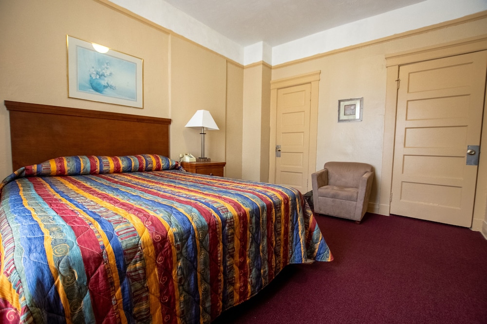 STANDARD, DOUBLE BED