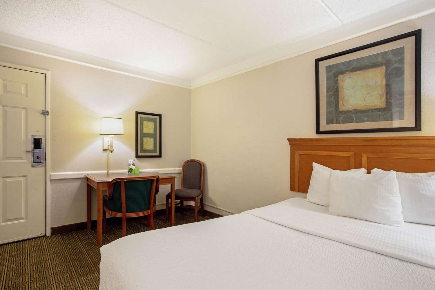 La Quinta Inn Lexington 17/52