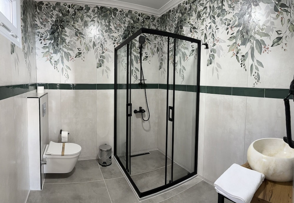 Kingway Suite 40/45
