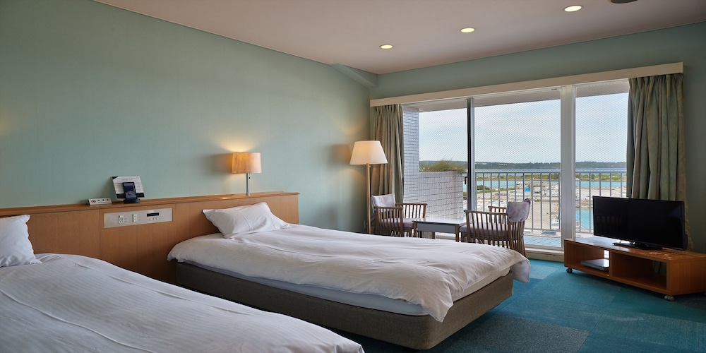 Ocean Resort PMC (ex. Pink Marlin Club) 8/50