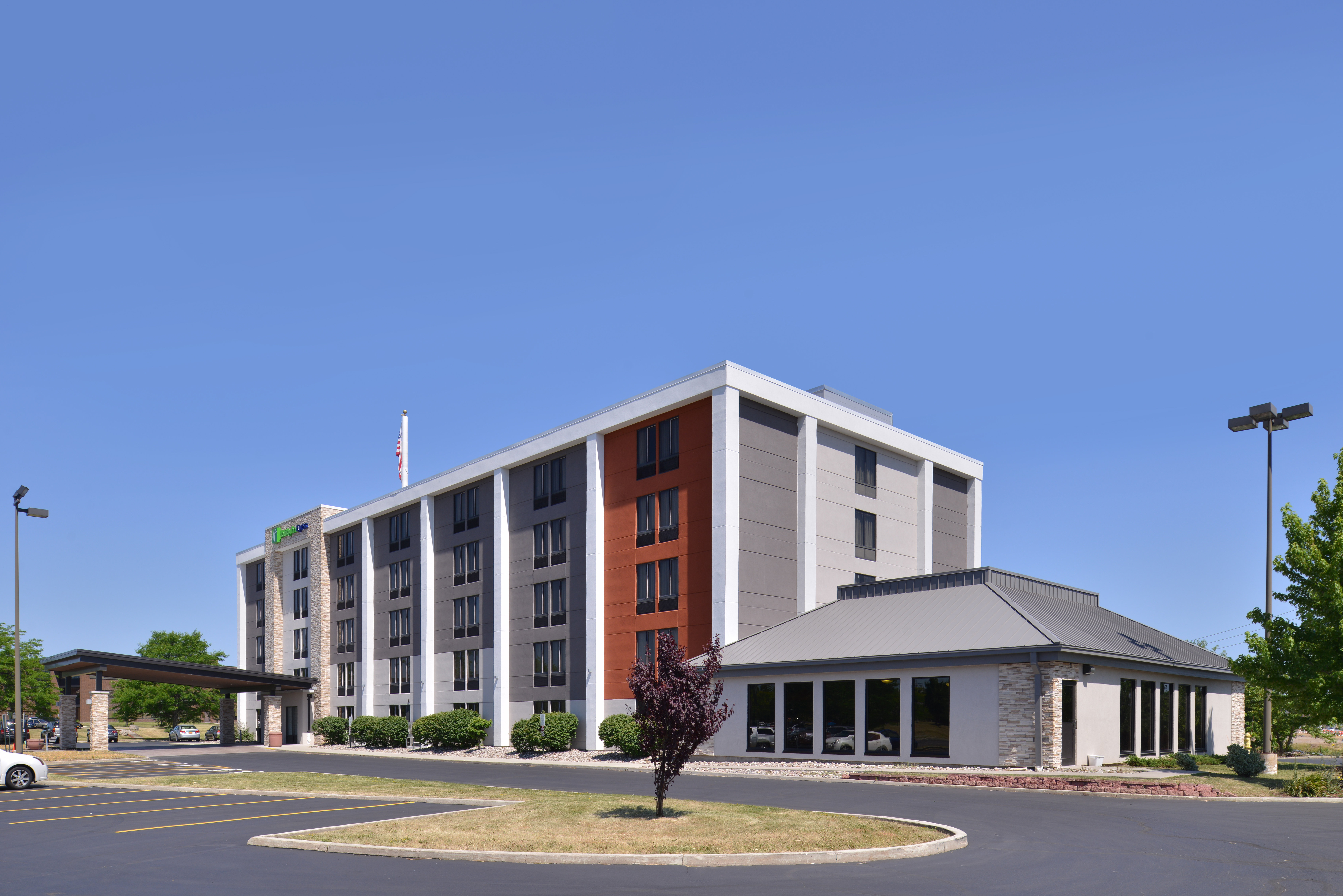 Holiday Inn Express Rochester University Area 2/48