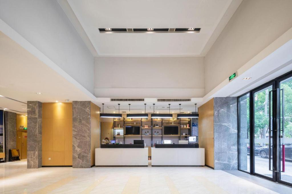 City Comfort Inn (Wuhan Panlongcheng Baishang Shopping Center) 16/50