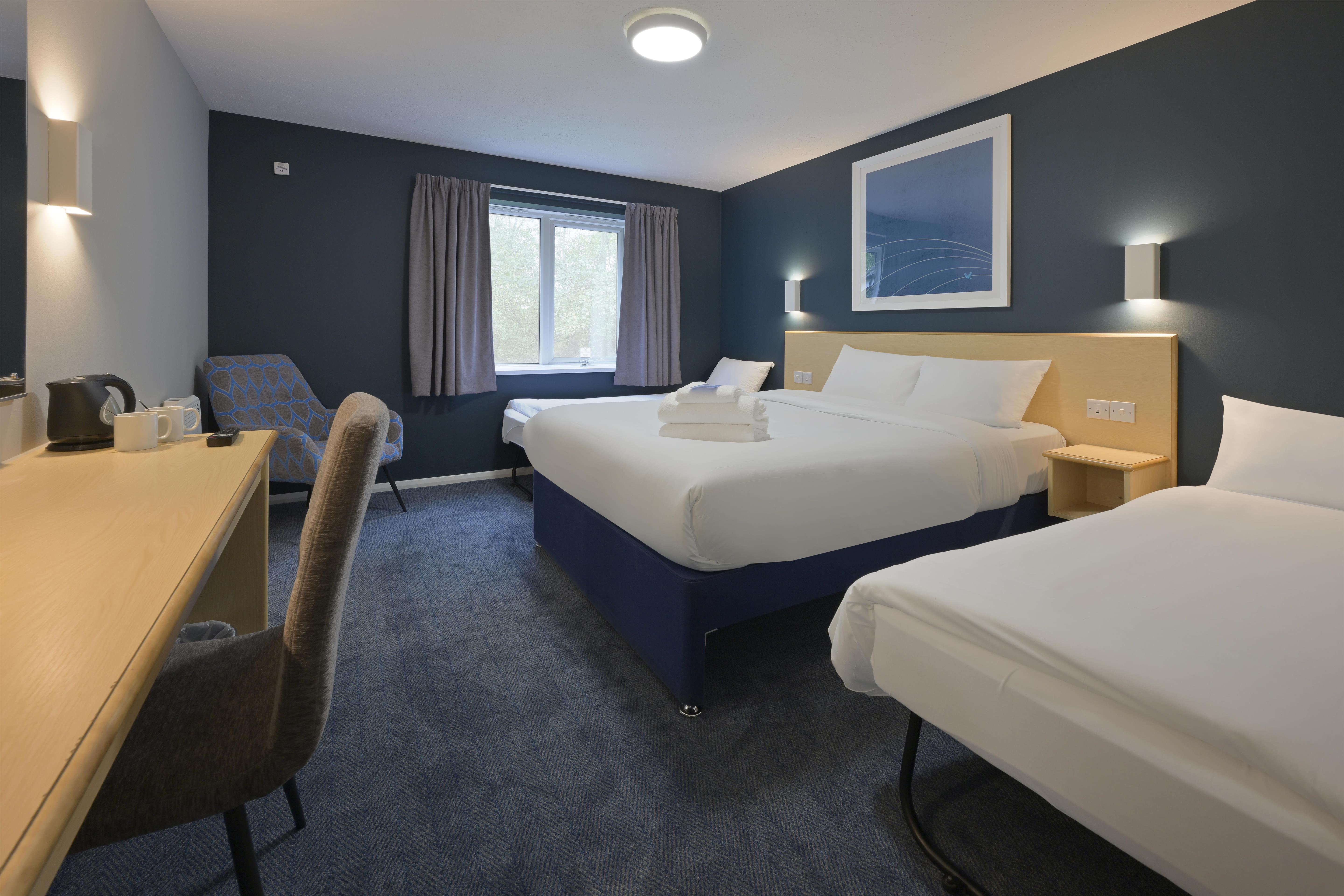 Travelodge Stonehouse 5/29