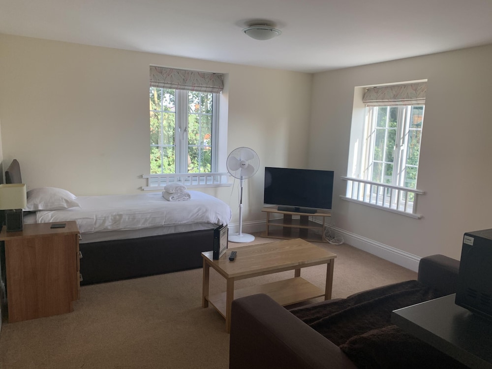 The Lawns Guest House 27/41