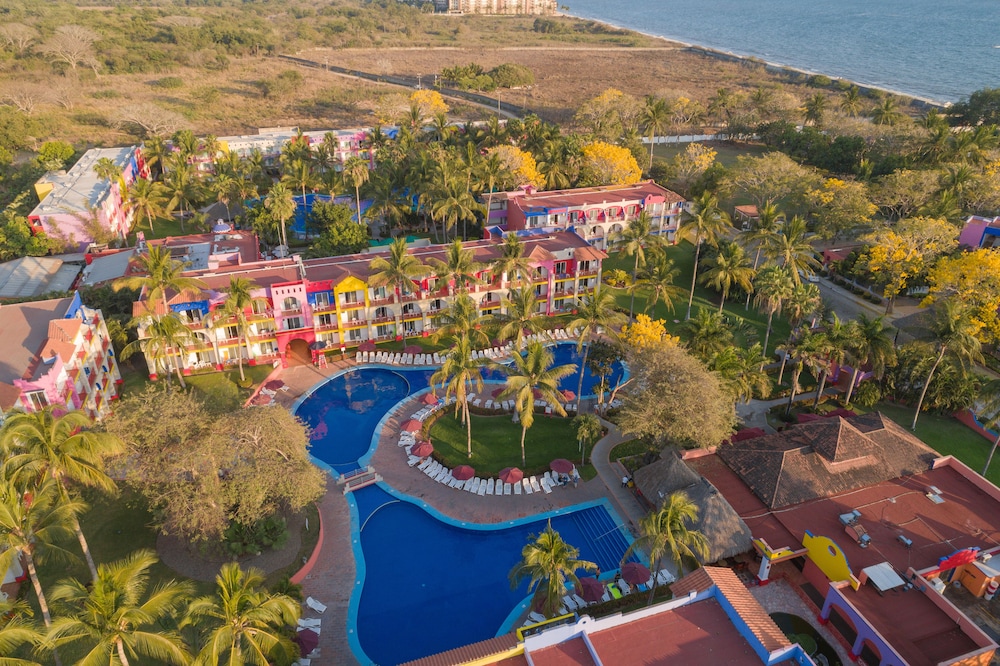 Grand Decameron Complex Bucerias A Trademark All Inclusive 20/76