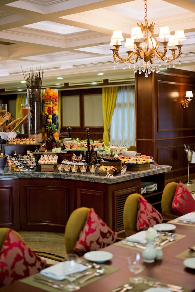 Warwick Doha Hotel 48/59