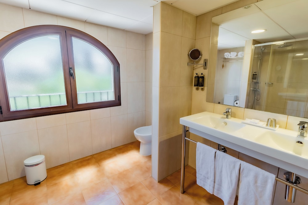 Paloma Blanca Boutique Hotel 49/50