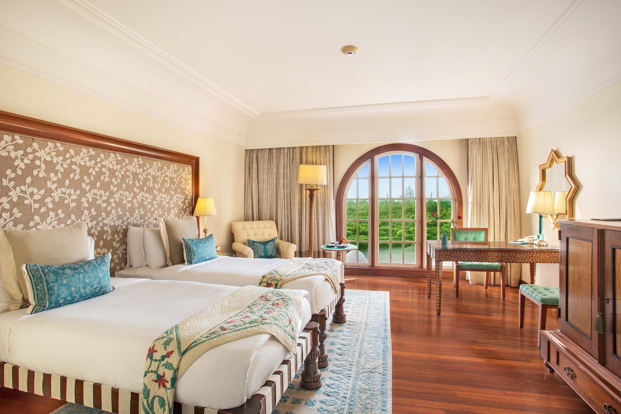 PREMIER, SINGLE BED
