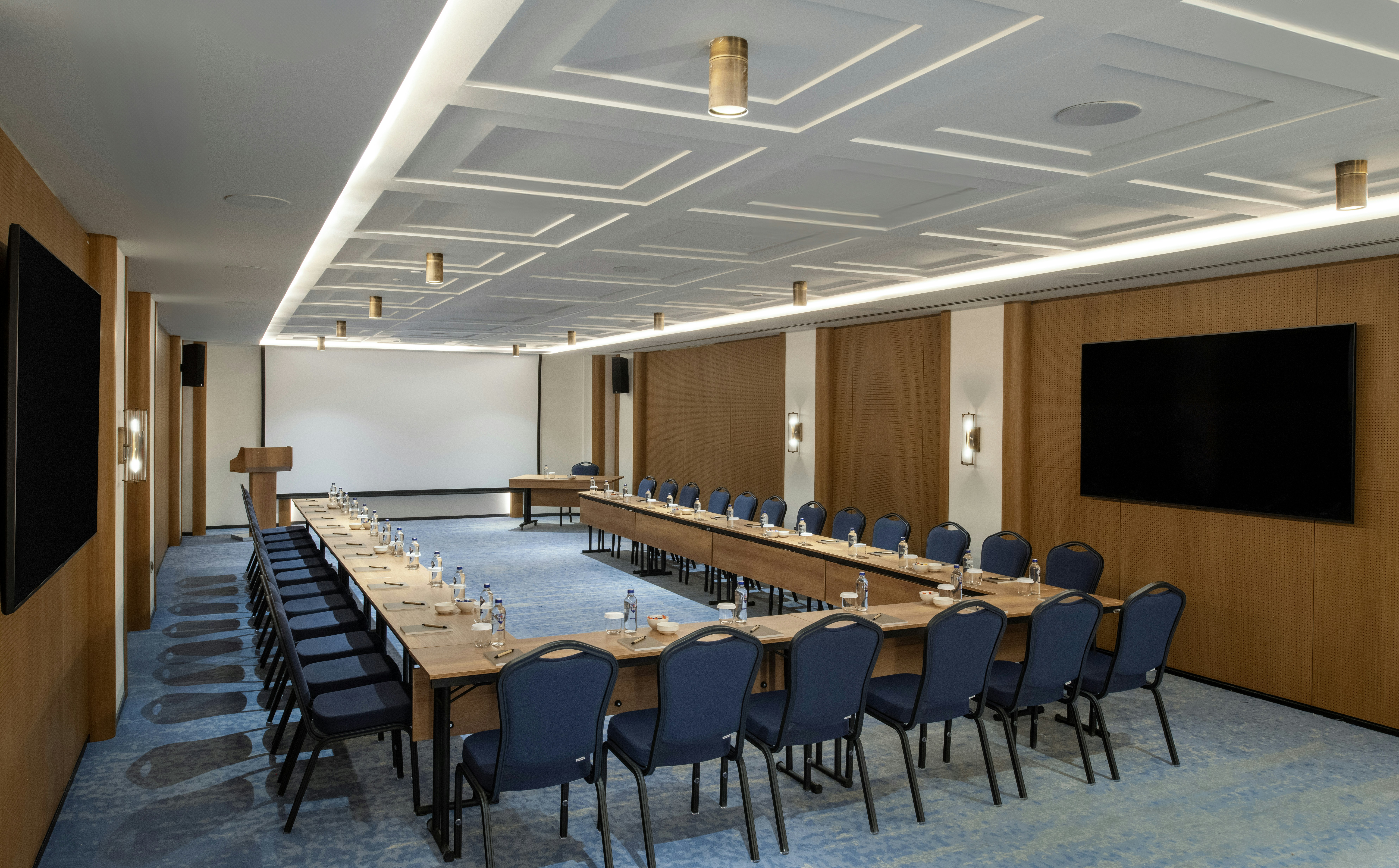 Altunizade Suites Istanbul, Curio Collection by Hilton 47/58