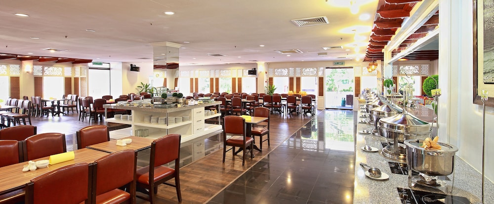 The Putra Regency Hotel 15/22