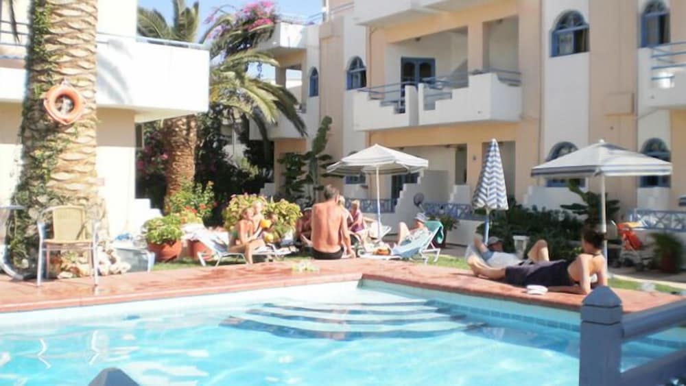 Sirena Apartments 32/46