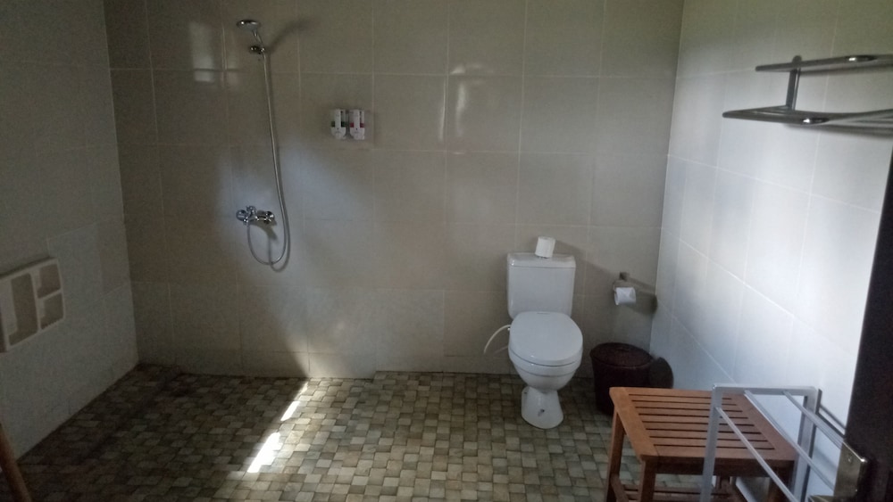 Atres Villa 46/50