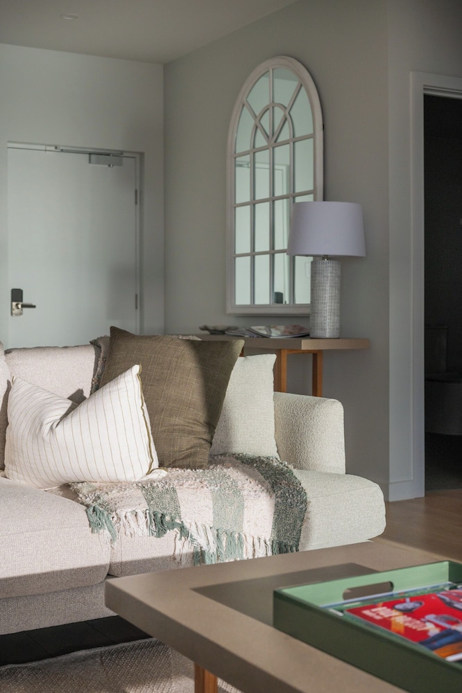 Sea Dunes Luxury Apartments 19/65