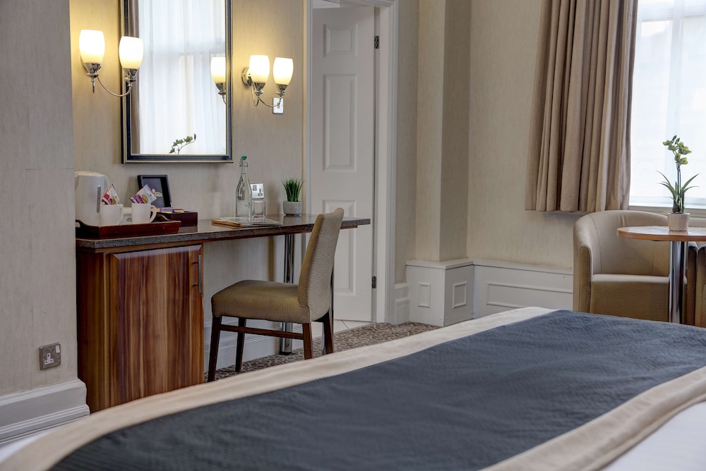 Midland Hotel Bradford 44/63
