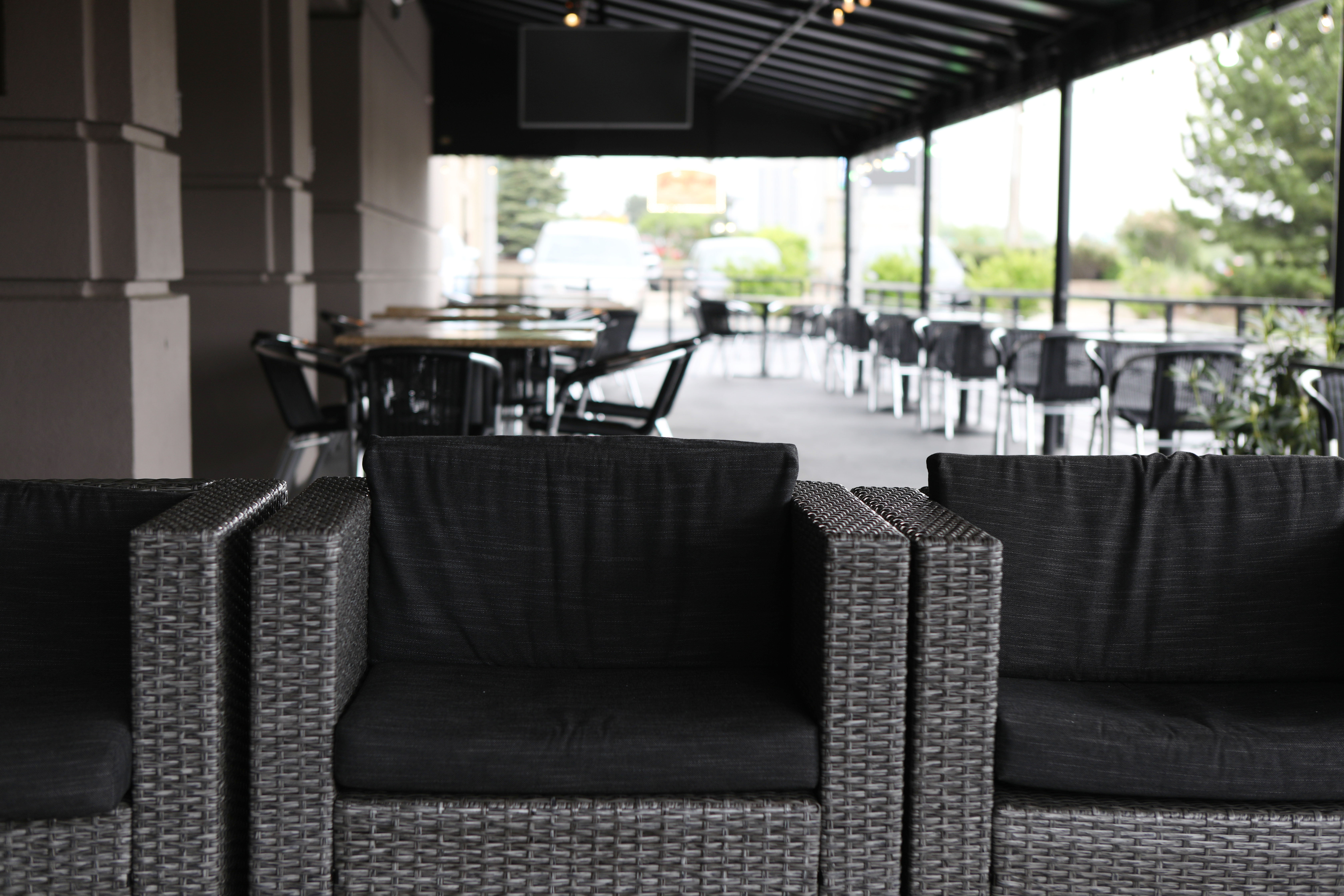 HOLIDAY INN CHICAGO OAKBROOK 44/63