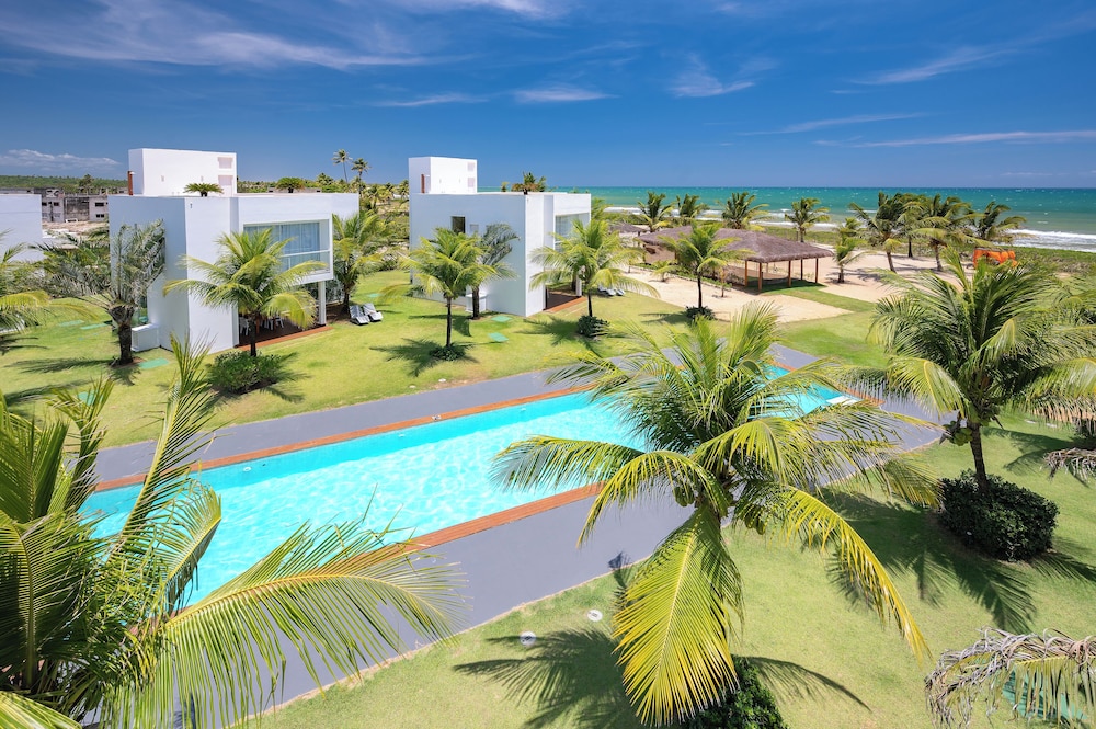 B Blue Beachouses 61/65