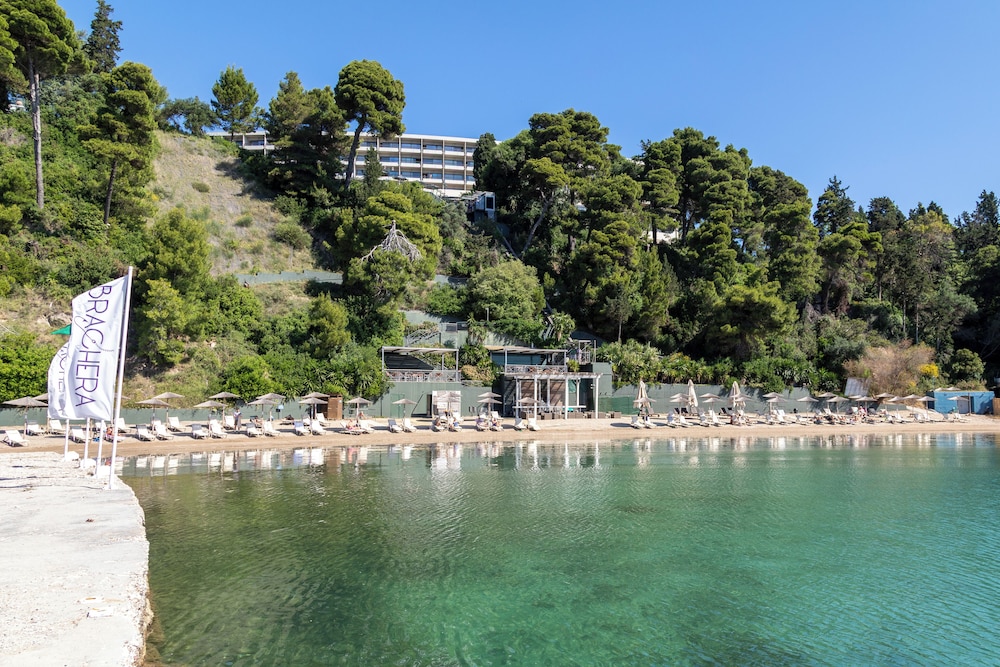 Corfu Holiday Palace 70/72