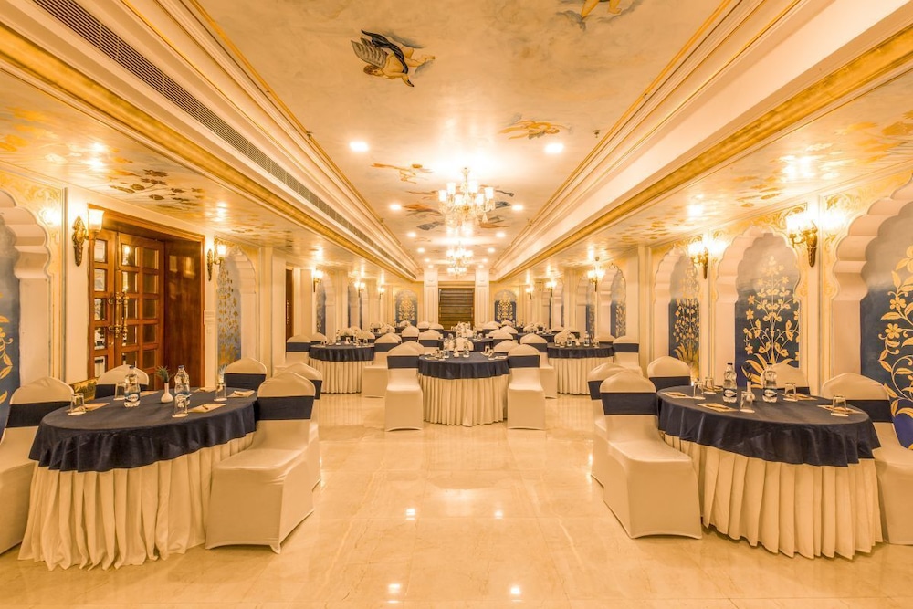 Umaid Haveli-A Heritage Style Hotel & Resort 49/66