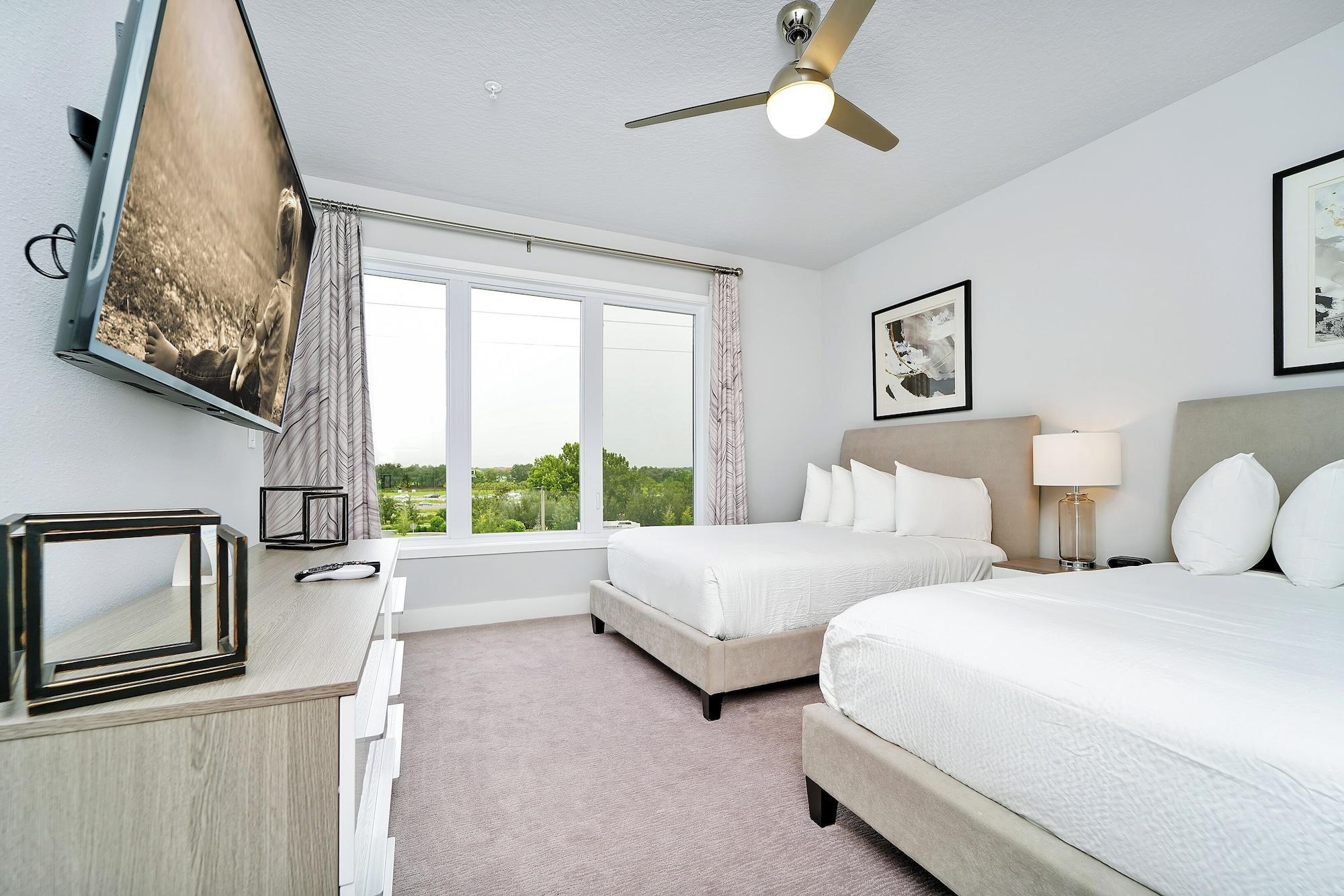 4 Bedrooms, Condo, Luxury, Two Story, Pool Access
