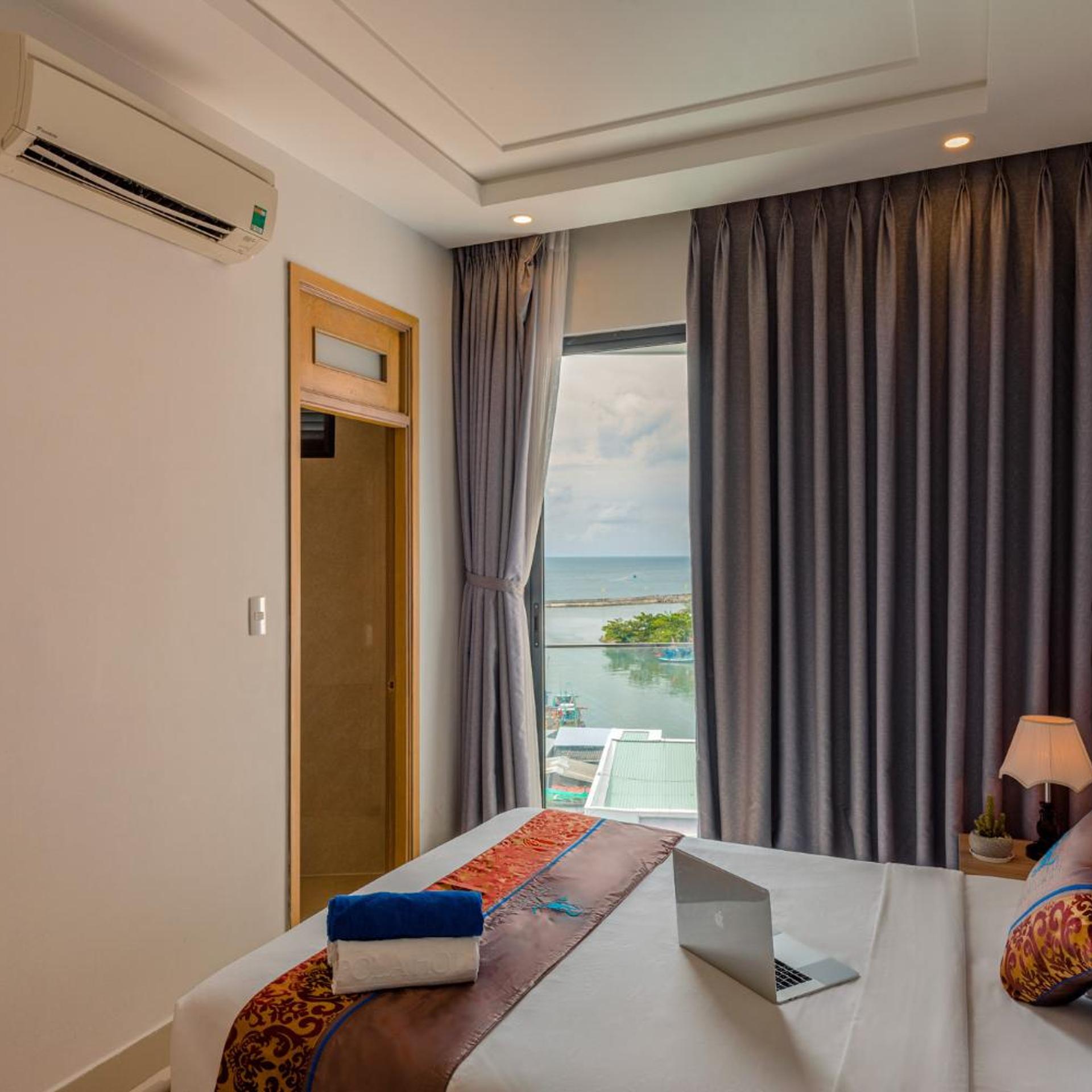 Nipola Hotel 14/78