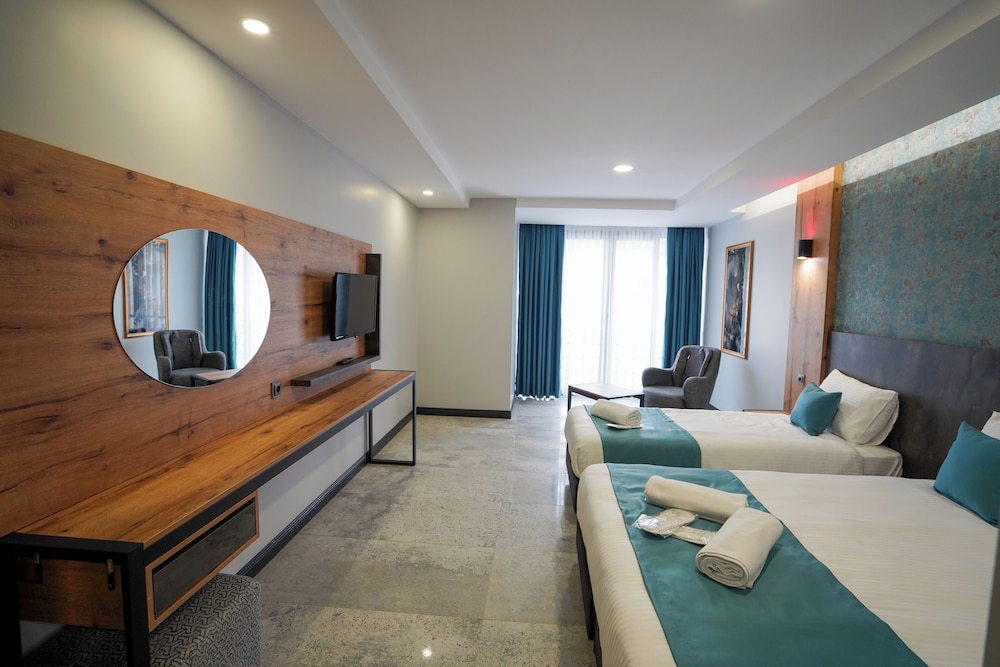 Çelik Thermal & Spa 14/48