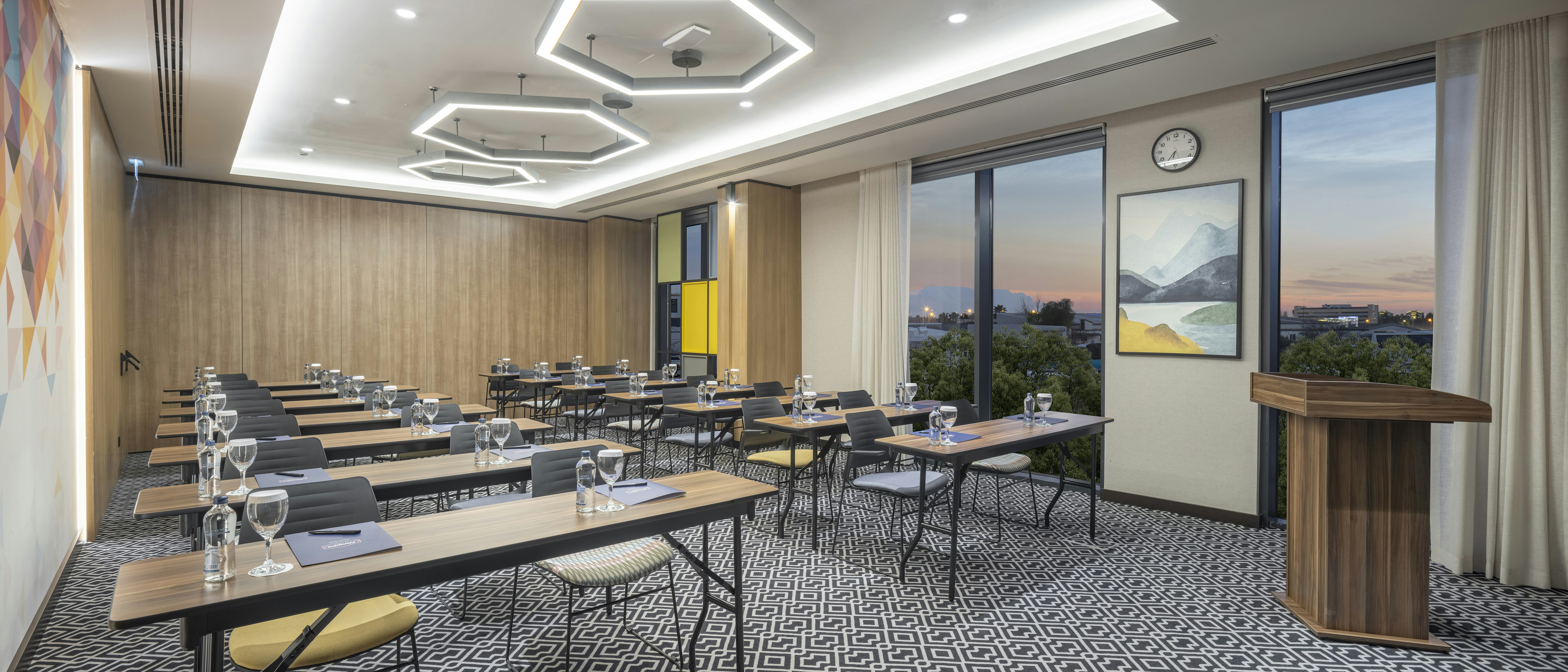 Hampton by Hilton Antalya Airport 56/58