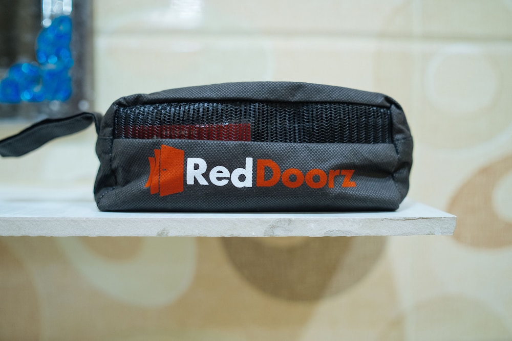Reddoorz Plus @ Winter Benitez 24/39